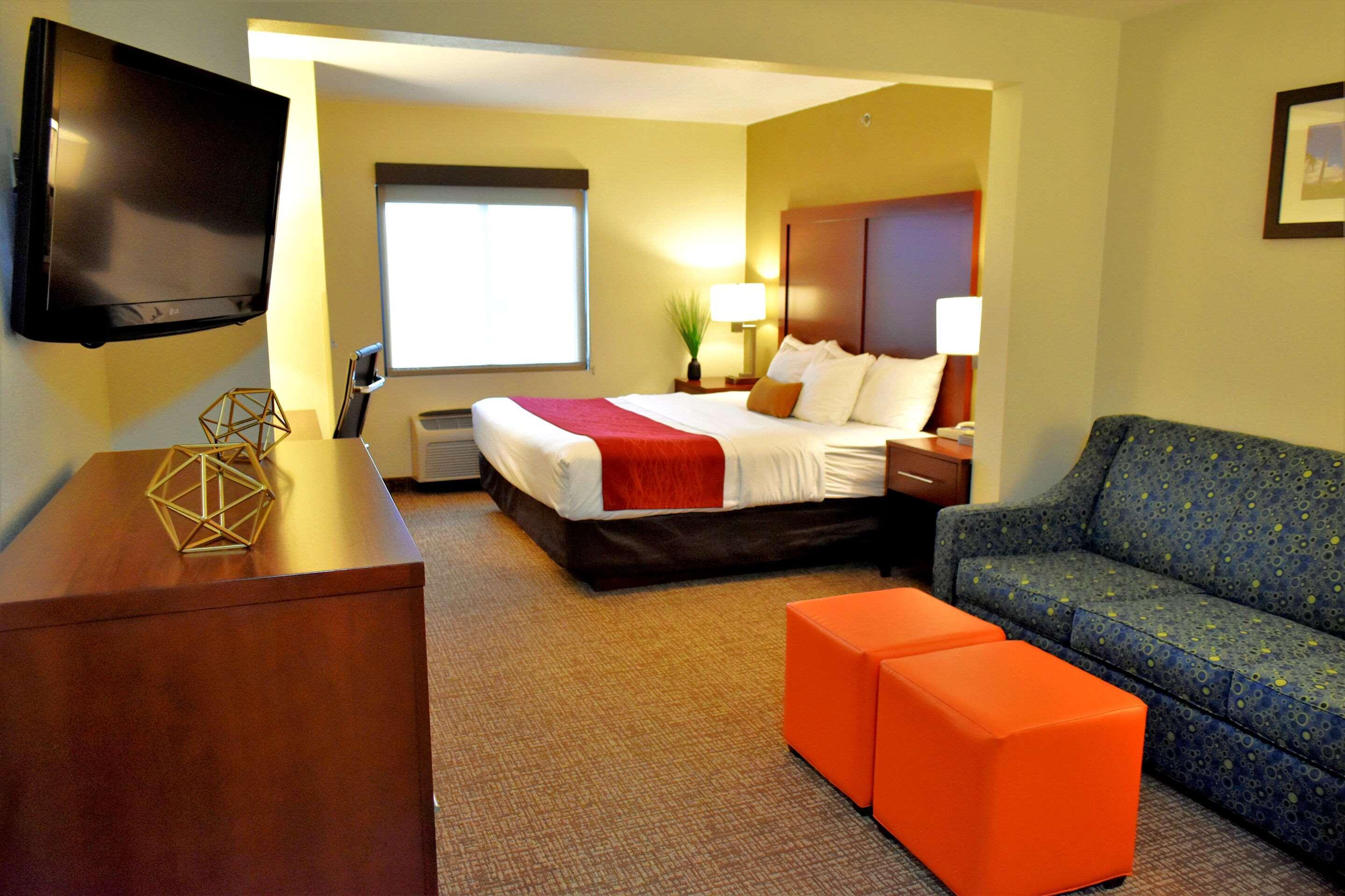 Hotel Comfort &